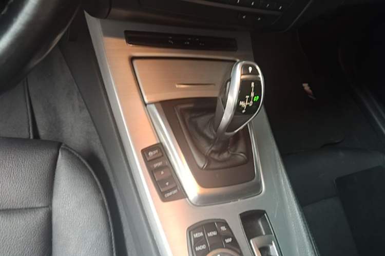Used BMW Z4 2013 sDrive20i Leading Model Gear Lever