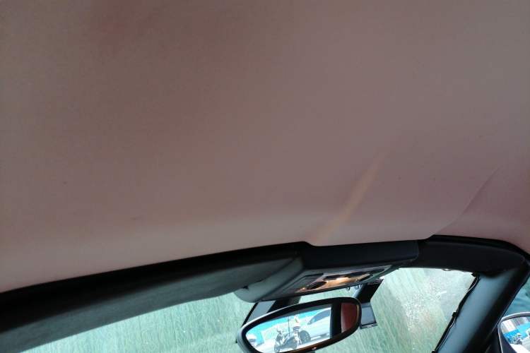 Used BMW Z4 2013 sDrive20i Leading Model Headliner