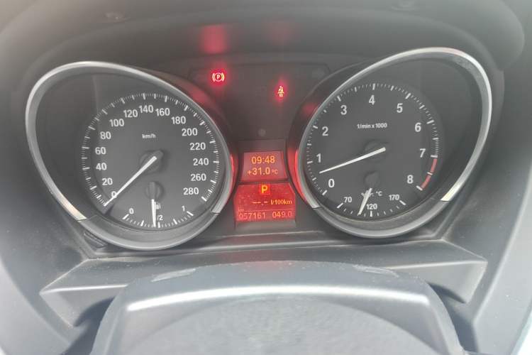 Used BMW Z4 2013 sDrive20i Leading Model Instrument Cluster