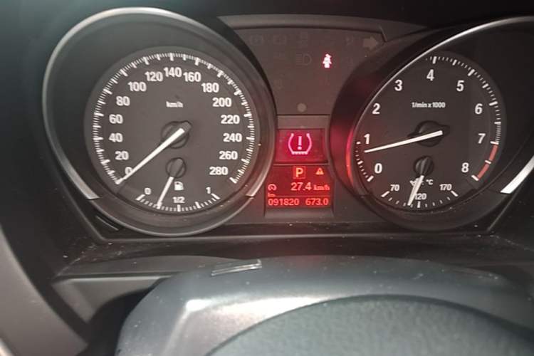 Used BMW Z4 2013 sDrive20i Leading Model Instrument Cluster