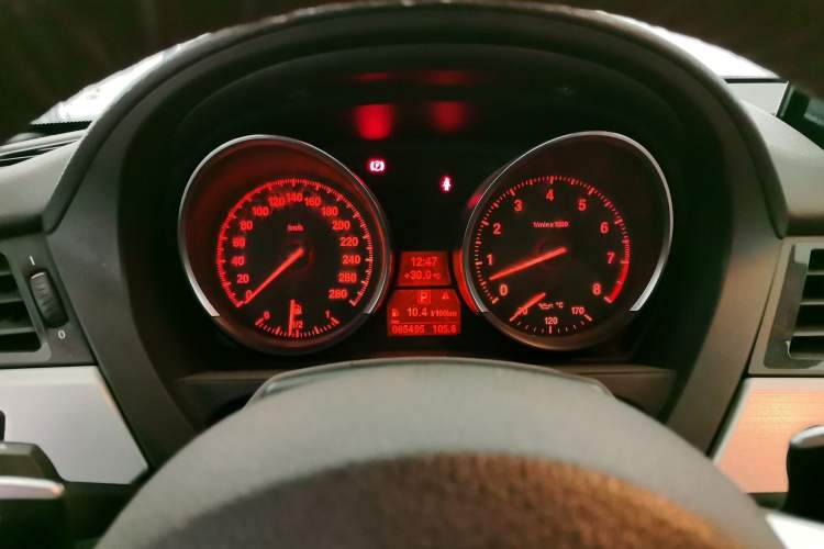 Used BMW Z4 2013 sDrive20i Leading Model Instrument Cluster