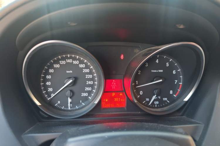 Used BMW Z4 2013 sDrive20i Leading Model Instrument Cluster