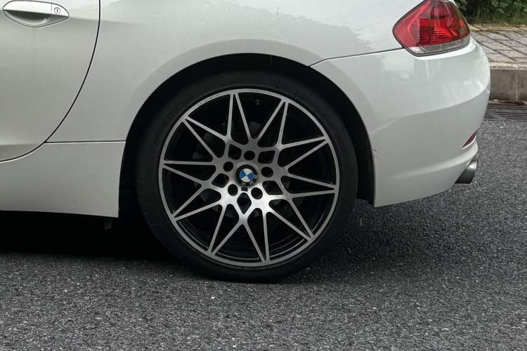 Used BMW Z4 2013 sDrive20i Leading Model Interior 12