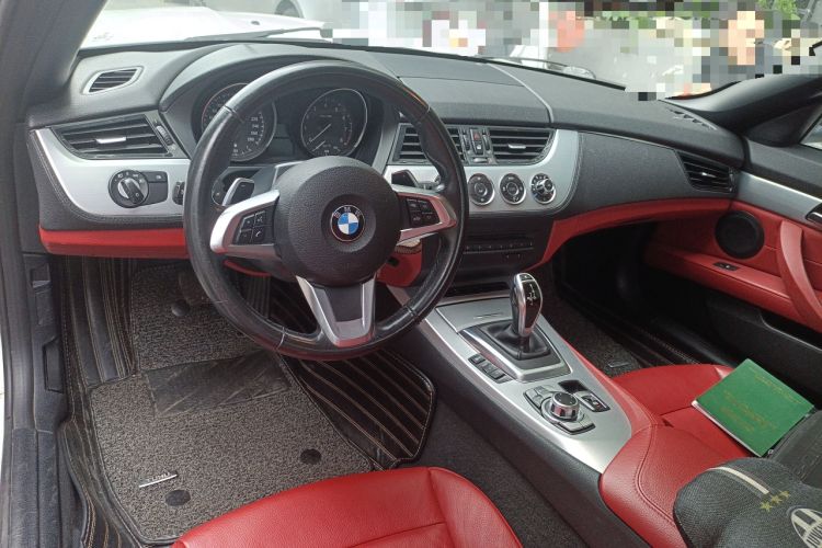 Used BMW Z4 2013 sDrive20i Leading Model Interior 2