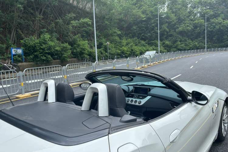 Used BMW Z4 2013 sDrive20i Leading Model Interior 6