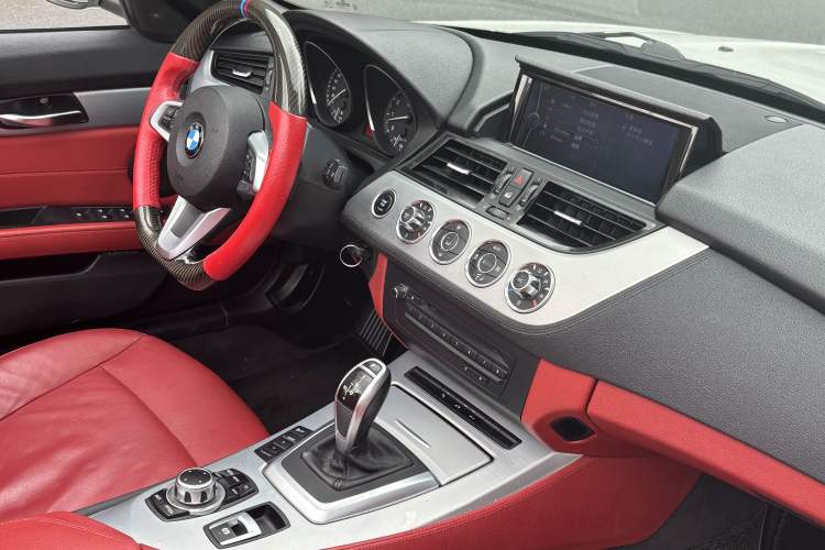 Used BMW Z4 2013 sDrive20i Leading Model Interior 7