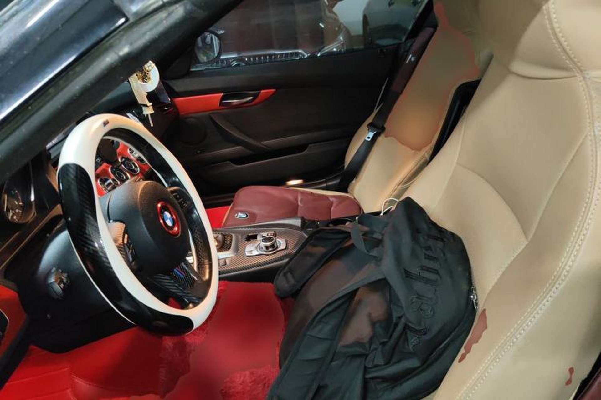 Used BMW Z4 2013 sDrive20i Leading Model Left Front Seat