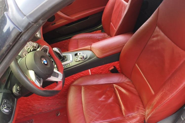 Used BMW Z4 2013 sDrive20i Leading Model Left Front Seat