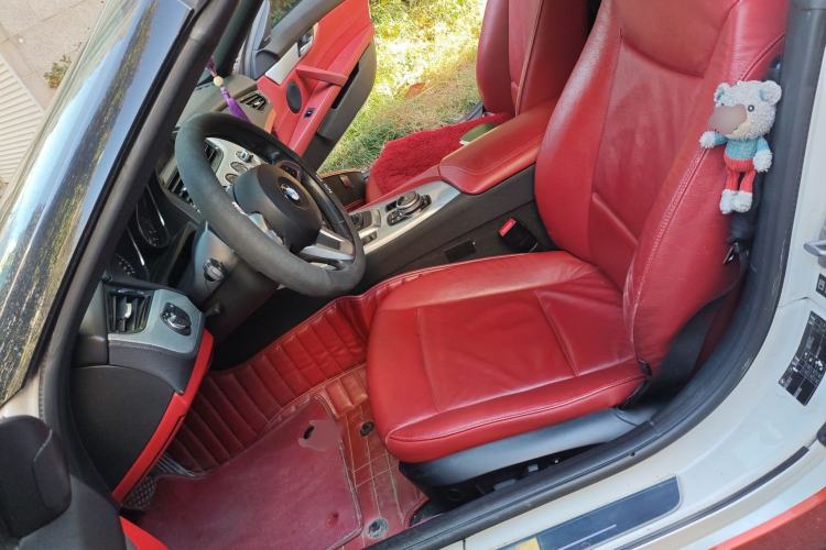 Used BMW Z4 2013 sDrive20i Leading Model Left Front Seat