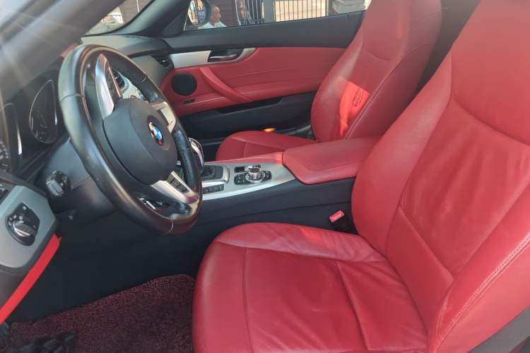 Used BMW Z4 2013 sDrive20i Leading Model Left Front Seat
