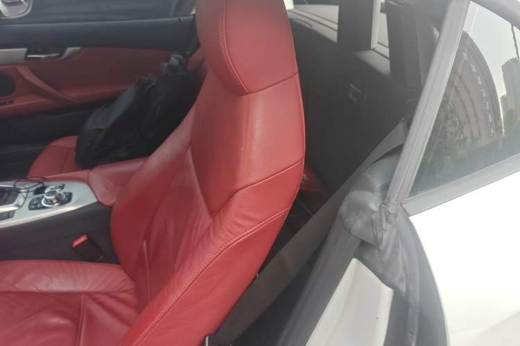 Used BMW Z4 2013 sDrive20i Leading Model Left Rear Seat