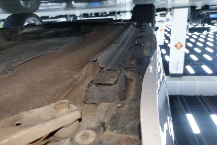 Used BMW Z4 2013 sDrive20i Leading Model Left Side Sill