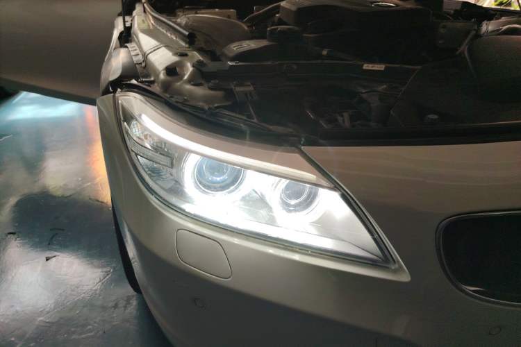 Used BMW Z4 2013 sDrive20i Leading Model Right Front Headlight