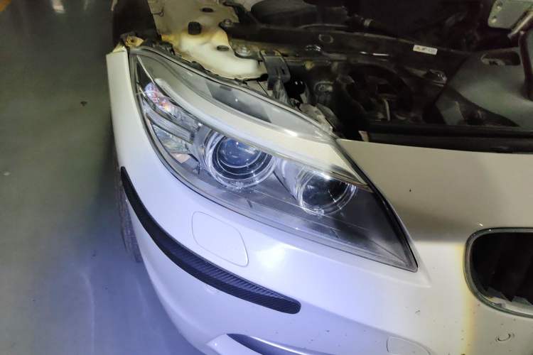 Used BMW Z4 2013 sDrive20i Leading Model Right Front Headlight