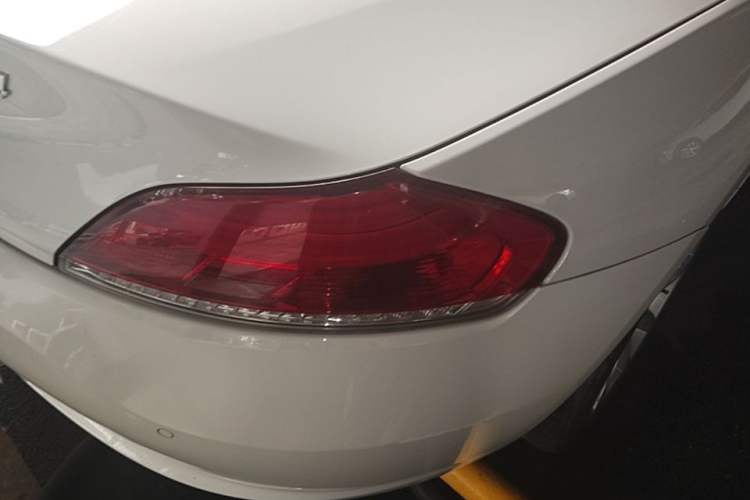 Used BMW Z4 2013 sDrive20i Leading Model Right Rear Taillight