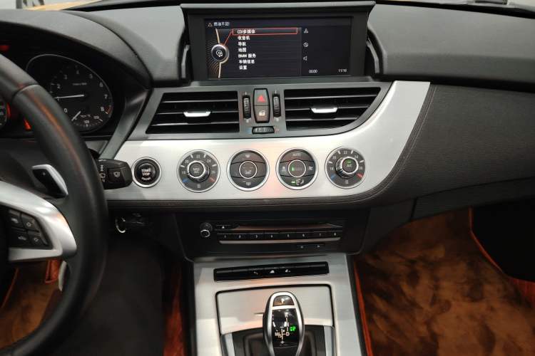 Used BMW Z4 2013 sDrive20i Leading Model Audio And AC Panel