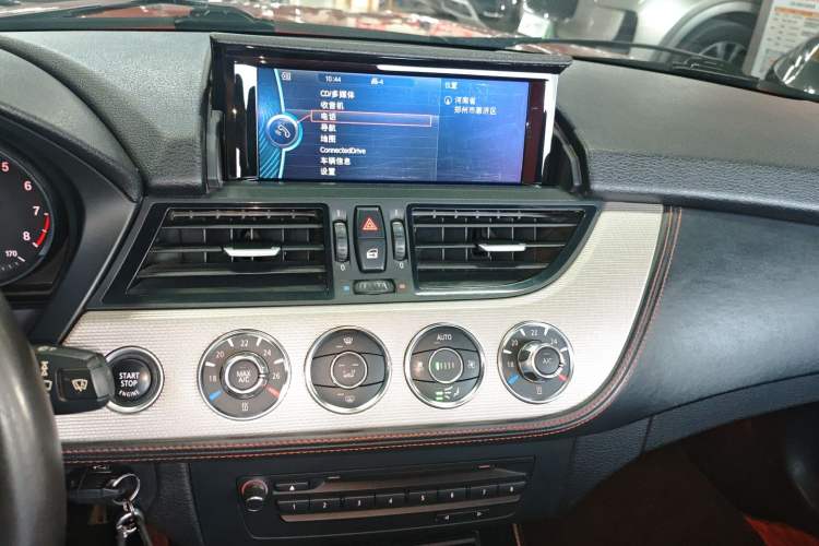 Used BMW Z4 2013 sDrive20i Leading Model Audio And AC Panel