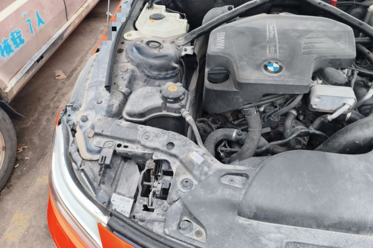 Used BMW Z4 2013 sDrive20i Leading Model Engine Bay Right