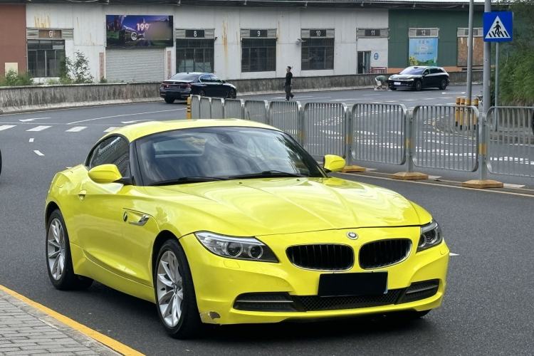 Used BMW Z4 2013 sDrive20i Leading Model Exterior 4