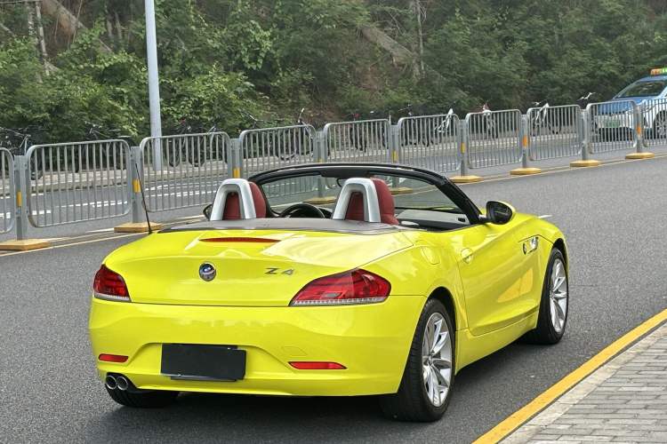 Used BMW Z4 2013 sDrive20i Leading Model Exterior 7