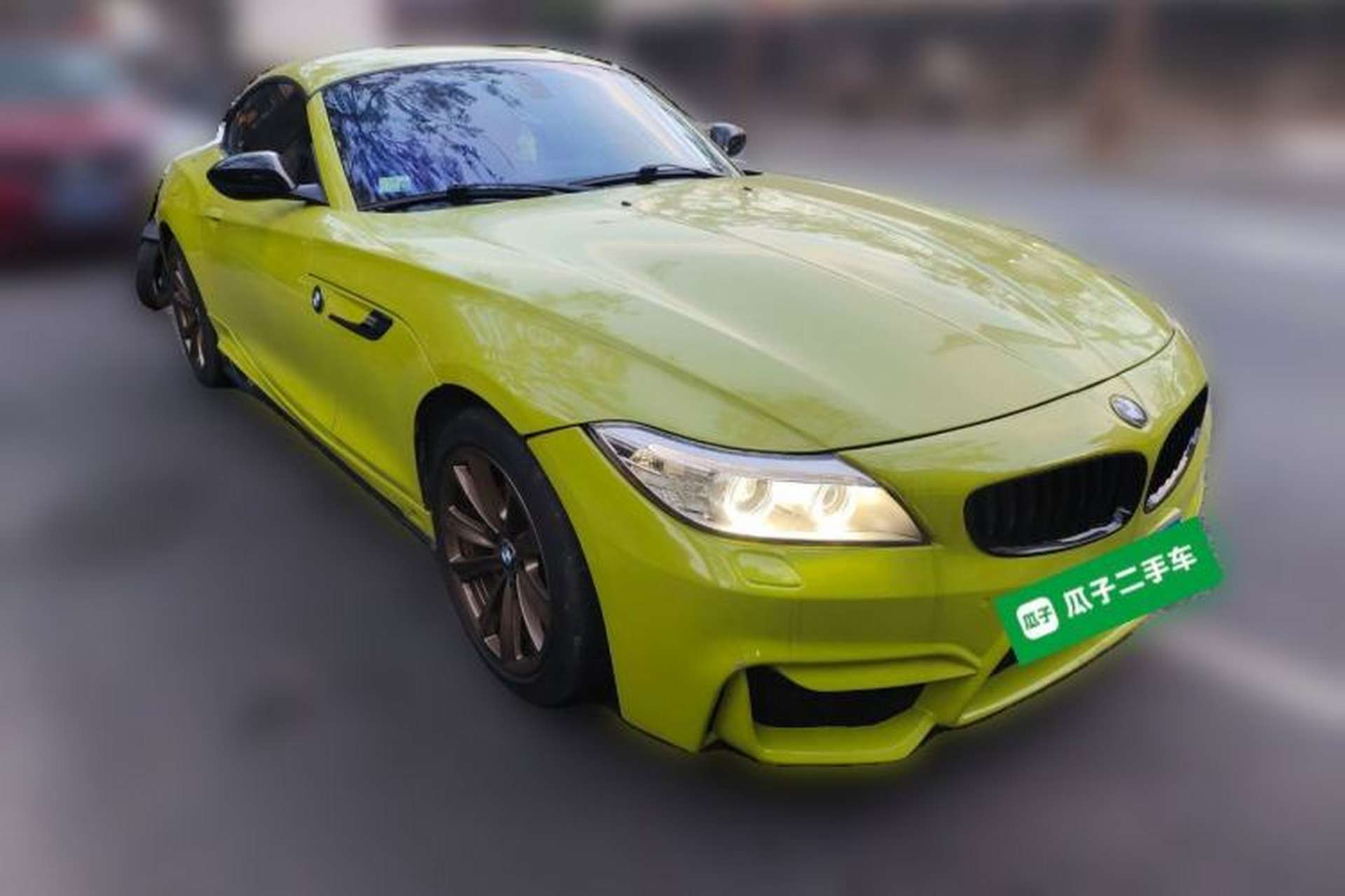 Used BMW Z4 2013 sDrive20i Leading Model Front Right 45 Deg