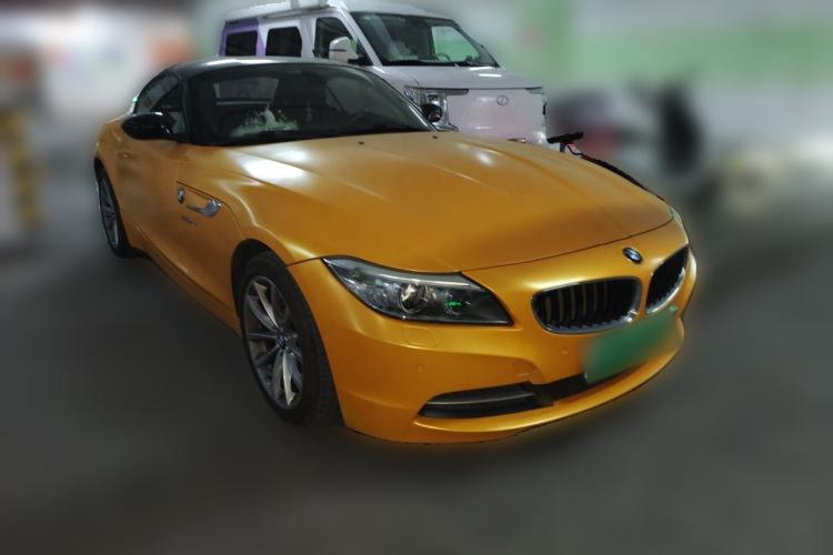Used BMW Z4 2013 sDrive20i Leading Model Front Right 45 Deg