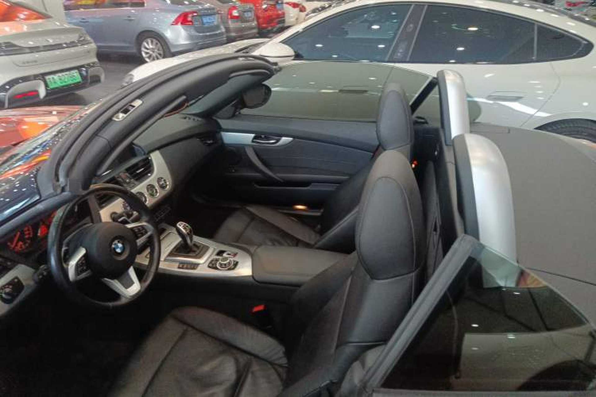 Used BMW Z4 2013 sDrive20i Leading Model Headliner