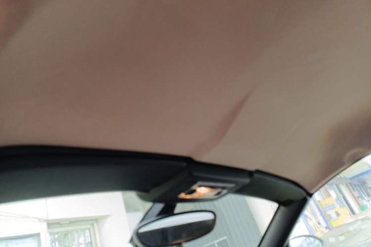 Used BMW Z4 2013 sDrive20i Leading Model Headliner