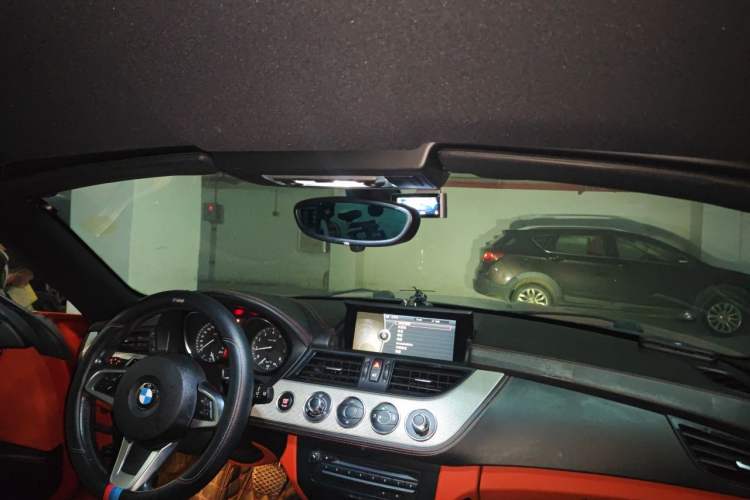 Used BMW Z4 2013 sDrive20i Leading Model Headliner