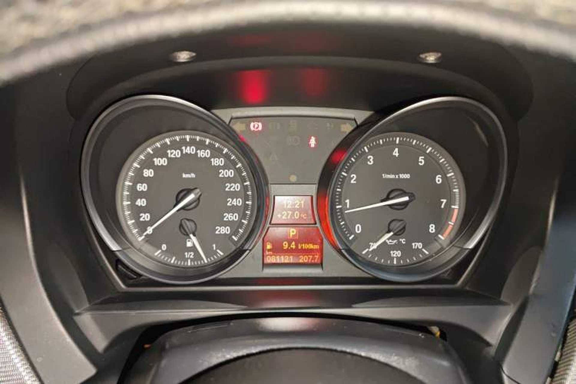 Used BMW Z4 2013 sDrive20i Leading Model Instrument Cluster