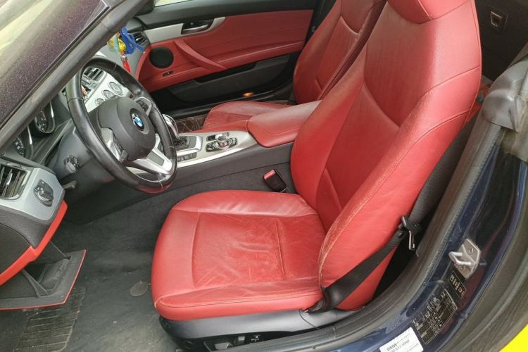 Used BMW Z4 2013 sDrive20i Leading Model Left Front Seat
