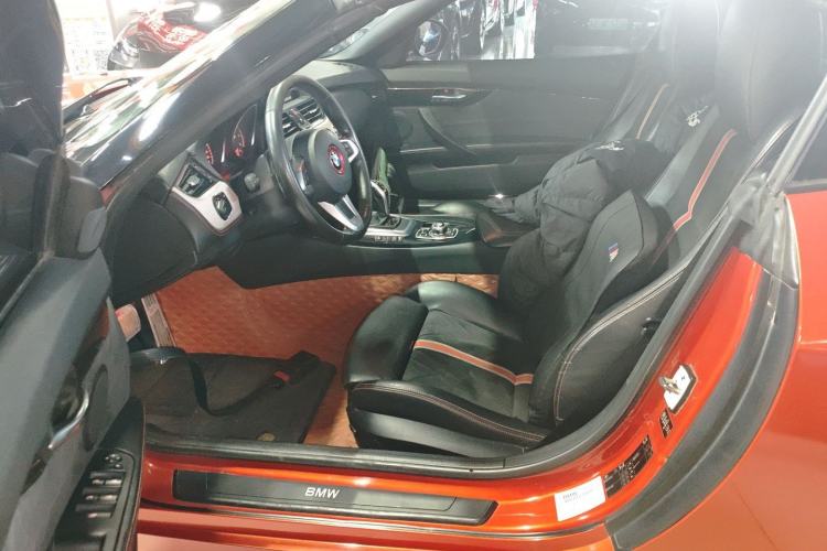 Used BMW Z4 2013 sDrive20i Leading Model Left Front Seat