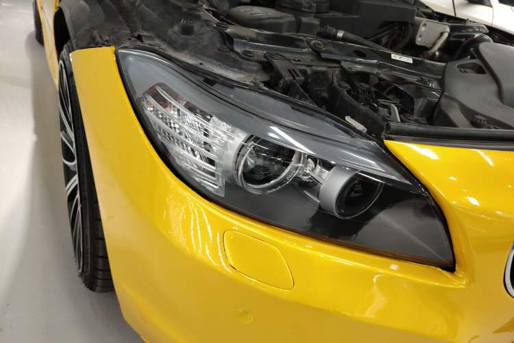 Used BMW Z4 2013 sDrive20i Leading Model Right Front Headlight