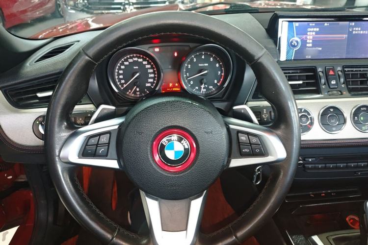 Used BMW Z4 2013 sDrive20i Leading Model Steering Wheel