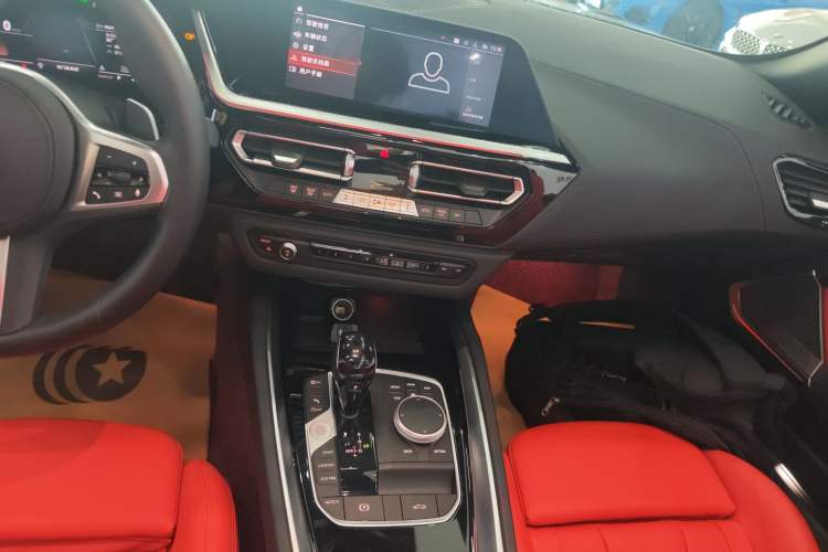 Used BMW Z4 2019 sDrive 25i M Sport Package Audio And AC Panel