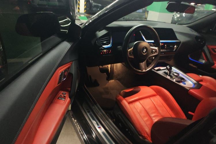 Used BMW Z4 2019 sDrive 25i M Sport Night Edition package Driver Seat