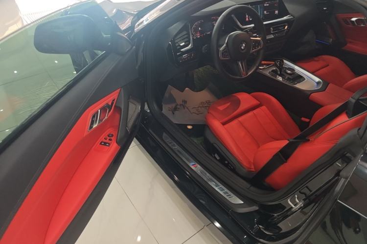 Used BMW Z4 2019 sDrive 25i M Sport Night Edition package Driver Seat