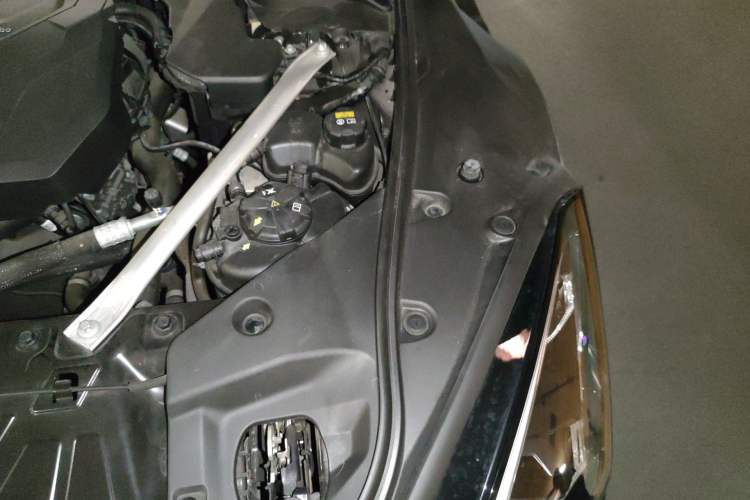 Used BMW Z4 2019 sDrive 25i M Sport Night Edition package Engine Bay Left