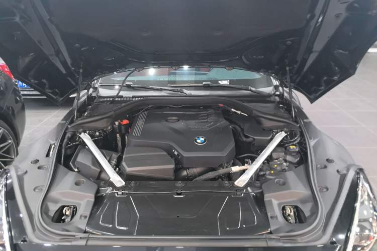 Used BMW Z4 2019 sDrive 25i M Sport Package Engine Bay