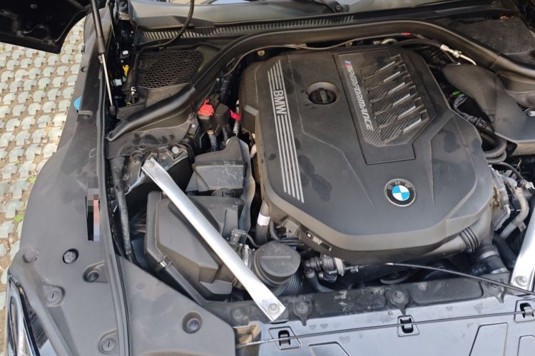 Used BMW Z4 2019 M40i M Sport Performance Edition Engine Bay Right