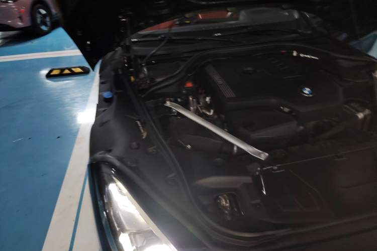 Used BMW Z4 2019 sDrive 25i M Sport Package Engine Bay Right