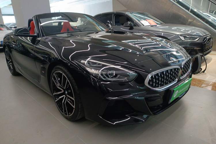 Used BMW Z4 2019 sDrive 25i M Sport Package Exterior 2