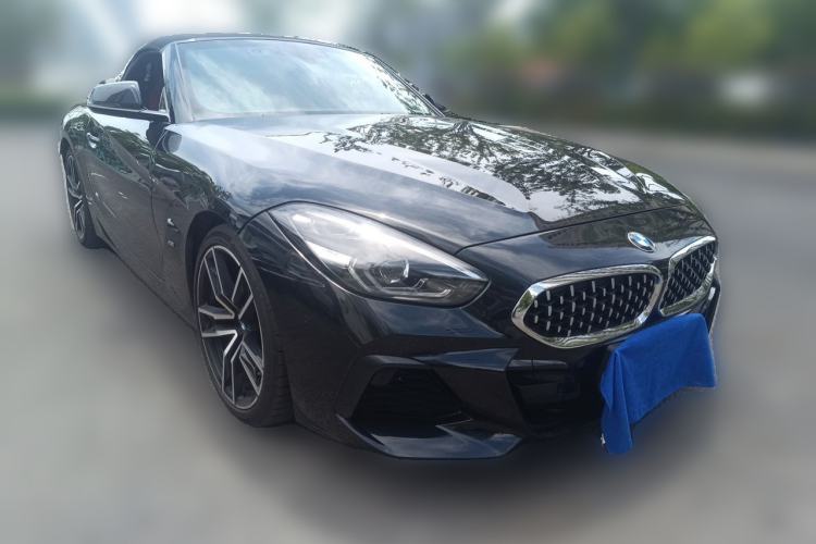 Used BMW Z4 2019 sDrive 25i M Sport Package Front Right 45 Deg