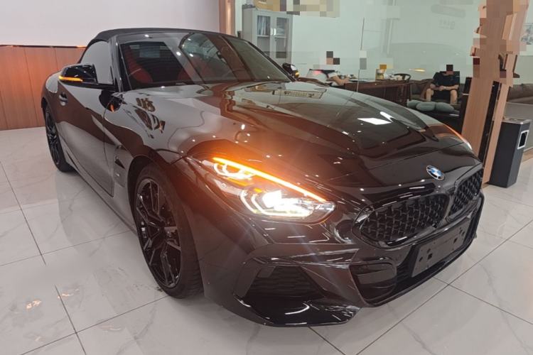 Used BMW Z4 2019 sDrive 25i M Sport Night Edition package Front Right 45 Deg