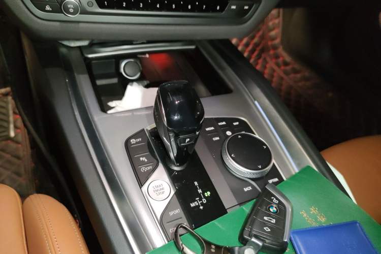 Used BMW Z4 2019 sDrive 25i M Sport Night Edition package Gear Lever