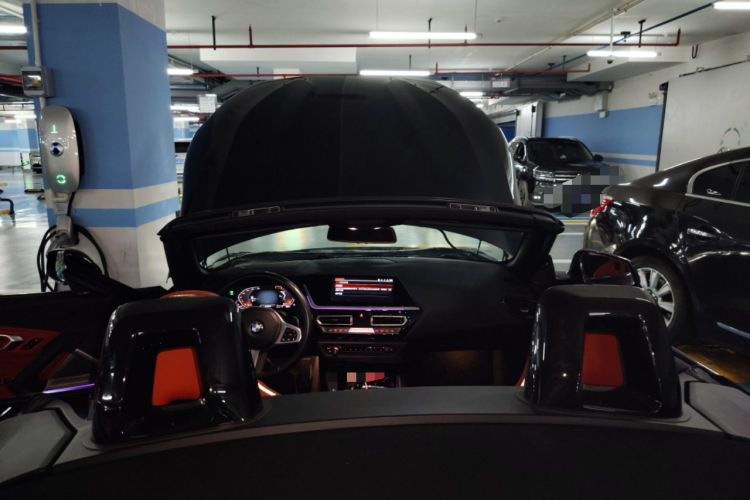Used BMW Z4 2019 sDrive 25i M Sport Package Headliner