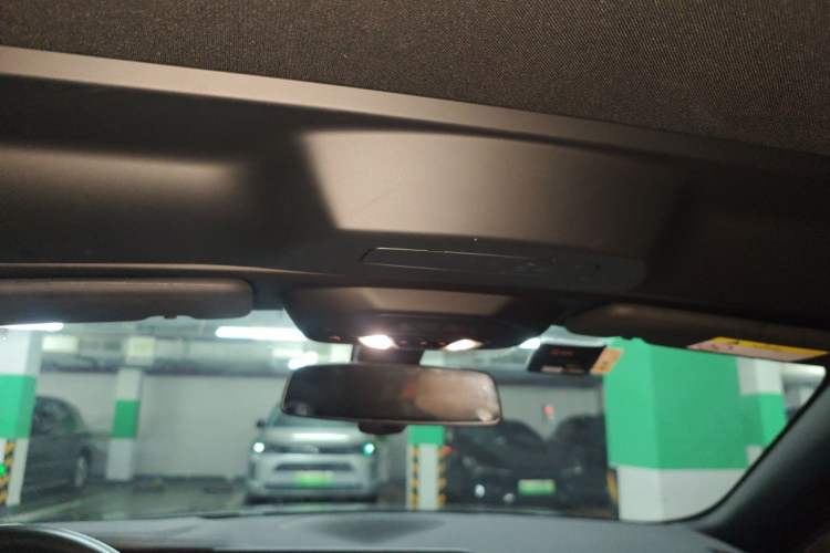 Used BMW Z4 2019 sDrive 25i M Sport Night Edition package Headliner