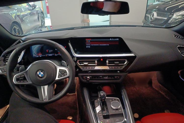 Used BMW Z4 2019 sDrive 25i M Sport Package Interior 2