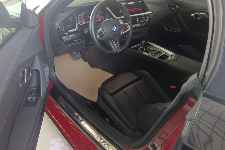 Used BMW Z4 2019 sDrive 25i M Sport Package Interior 2