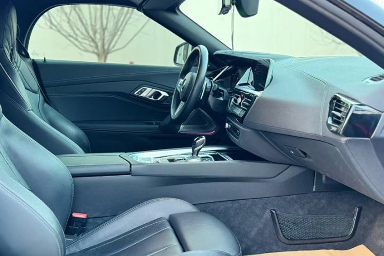 Used BMW Z4 2019 sDrive 25i M Sport Package Interior 6